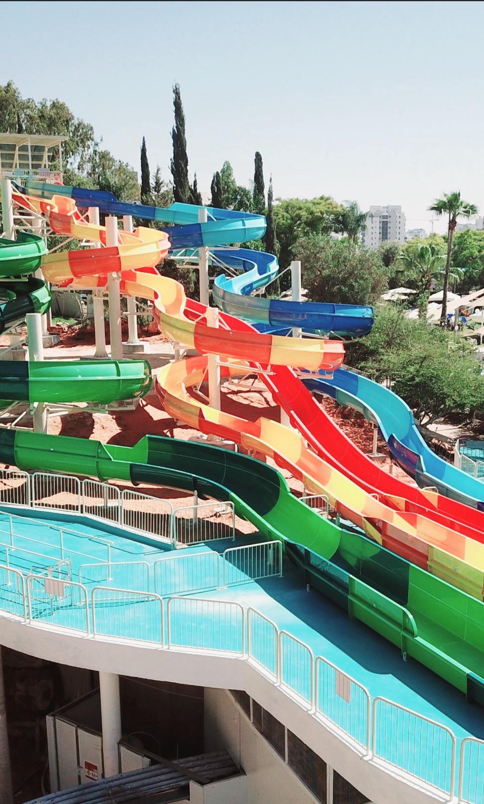 מגלשות המים